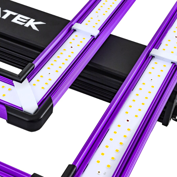 Lumatek Attis Pro LED 200W grow light zoomed in for indoor hydroponics cultivation