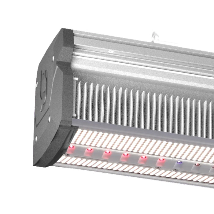 Zoomed View of THINKGROW Model-I 720W LED Grow Light for hydroponics with full-spectrum lighting and Far Red channel. Ideal for indoor cultivation and energy efficiency.